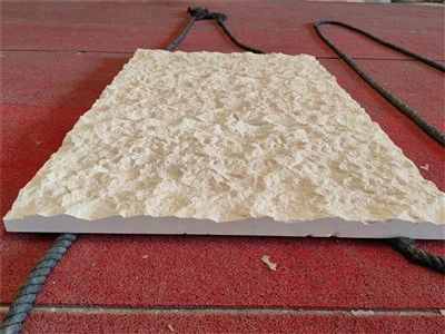 Prirodni zid od krečnjaka